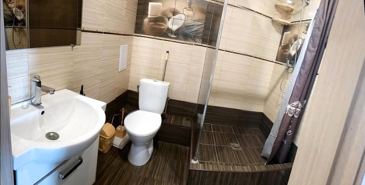 Квартири подобово Івано-Франківська Nice apartments for booking Екстер'єр фото