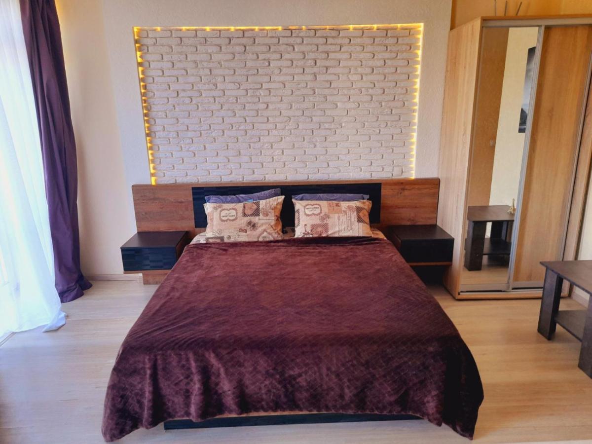 Квартири подобово Івано-Франківська Nice apartments for booking Екстер'єр фото